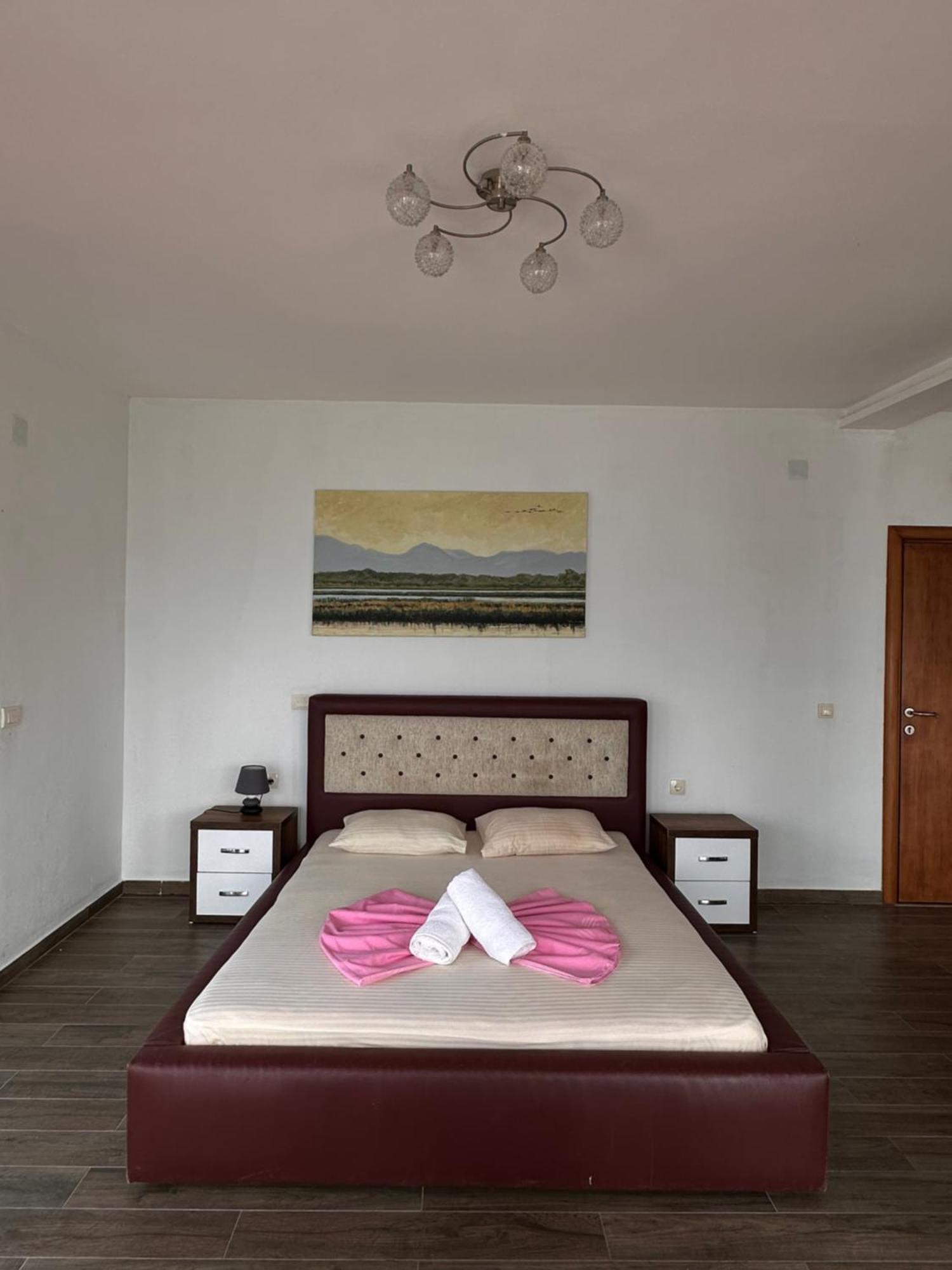 Casa Mila Apartments & Bungalows Ulcinj Kültér fotó